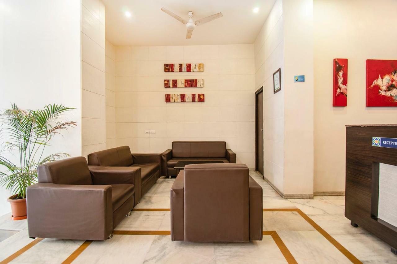 Hotel Kamran Palace Ahmedabad Extérieur photo
