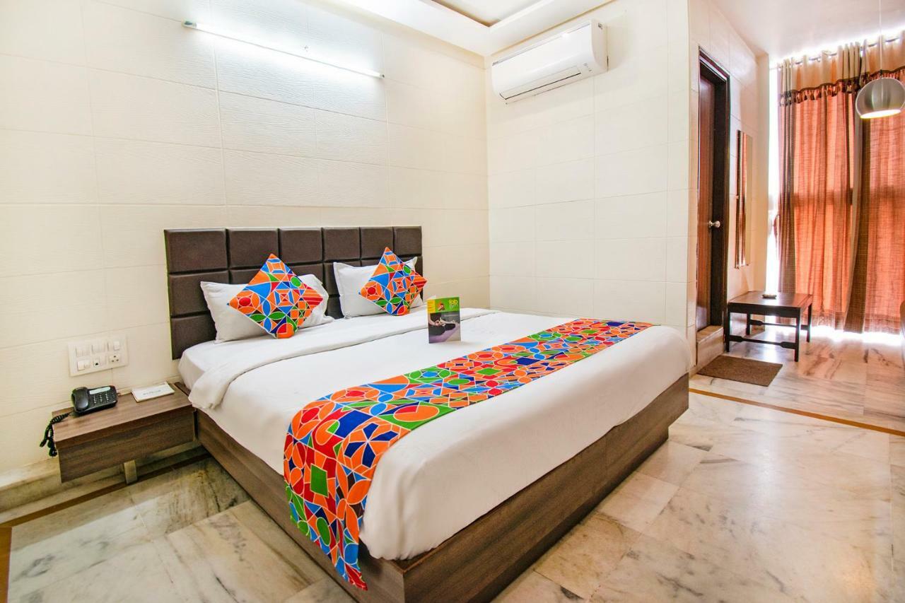 Hotel Kamran Palace Ahmedabad Extérieur photo
