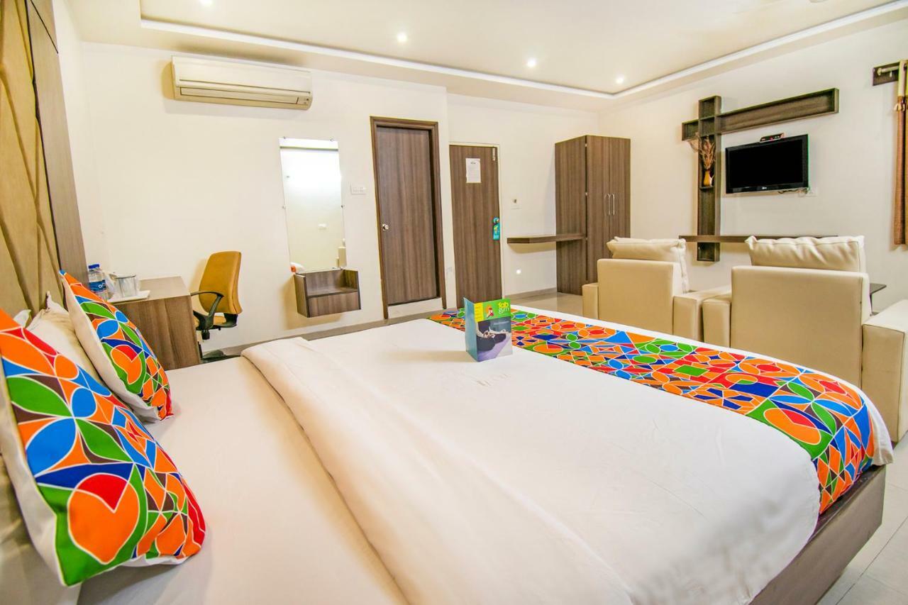Hotel Kamran Palace Ahmedabad Extérieur photo