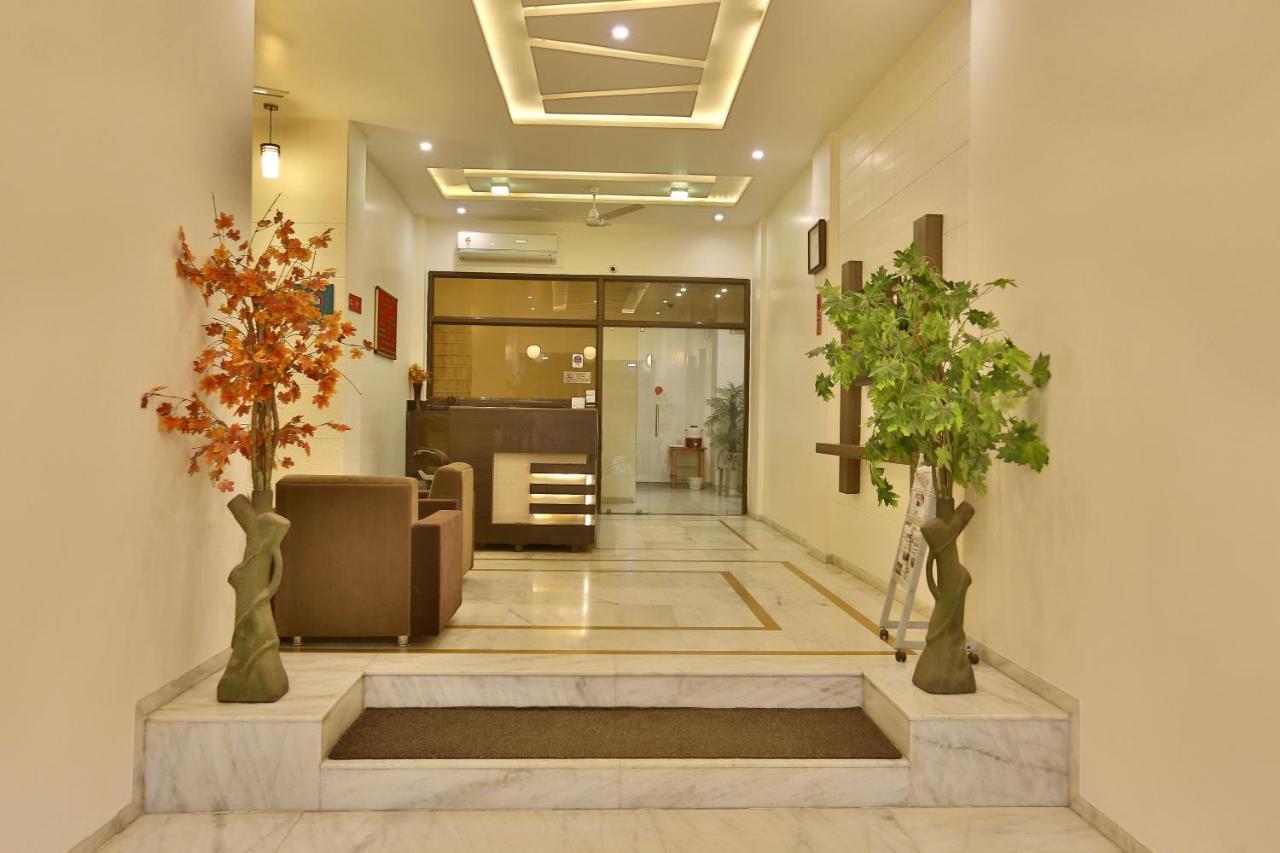 Hotel Kamran Palace Ahmedabad Extérieur photo